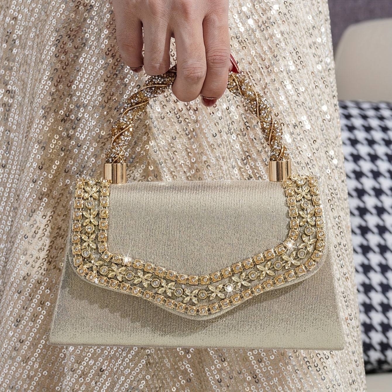 Glam Handbag with ic Closure Lemon House